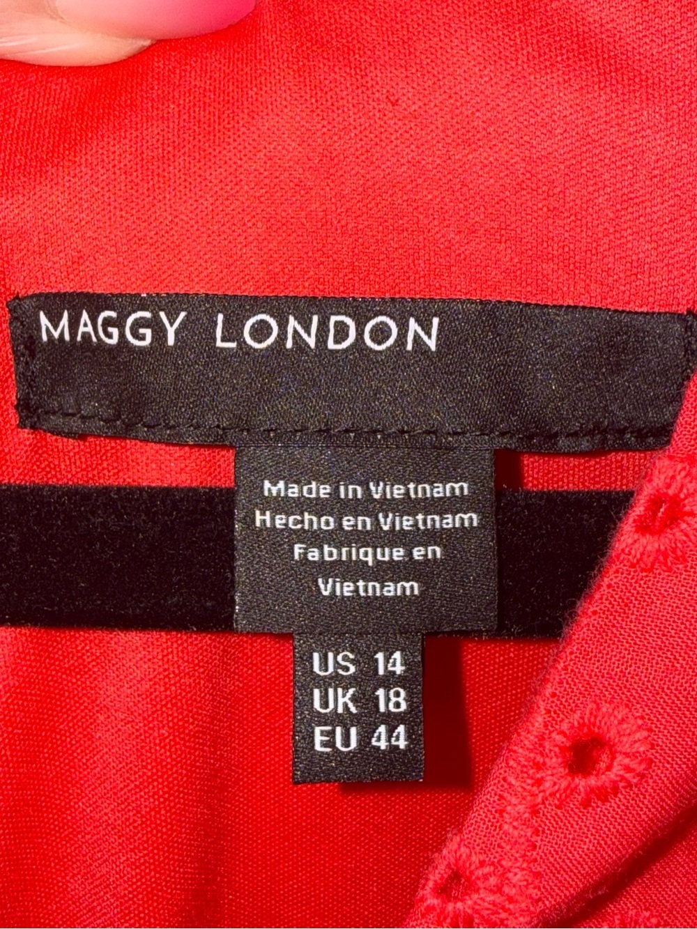 Maggy London Eyelet V-Neck Midi Dress in Coral size 14 - Picture 5 of 7
